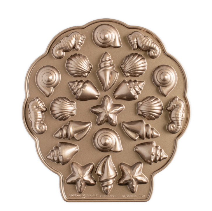 Forma Nordic Ware Seashell Cakelet Forma Nordic Ware Seashell Cakelet