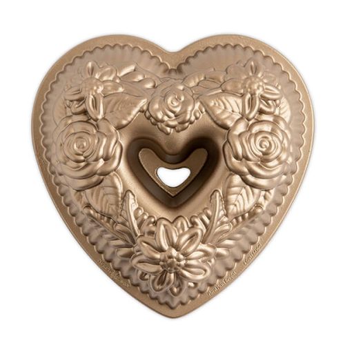 Forma Nordic Ware Floral Heart Bouquet Forma Nordic Ware Floral Heart Bouquet