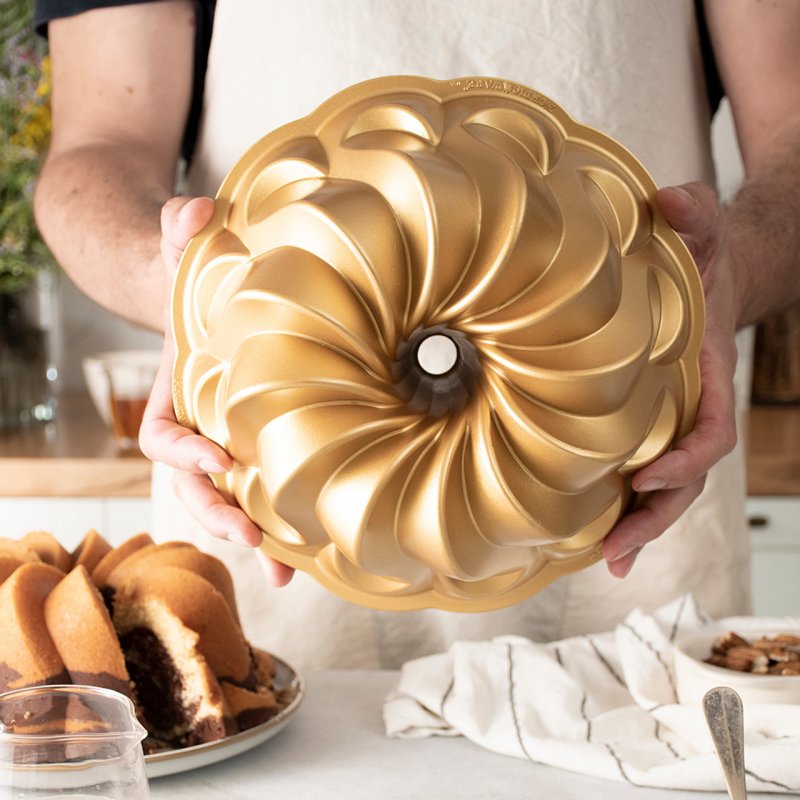 Forma Nordic Ware Pirouette Bundt Forma Nordic Ware Pirouette Bundt