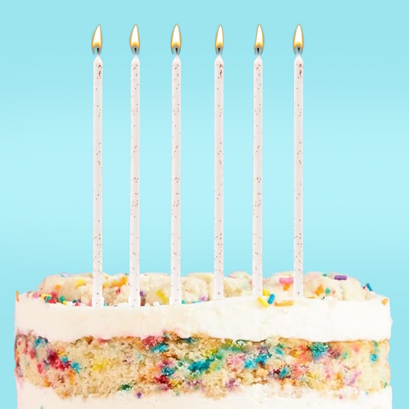 16 Velas Brancas com Glitter Dourado