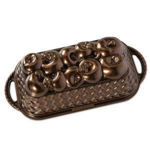 Forma Nordic Ware Apple Loaf Pan