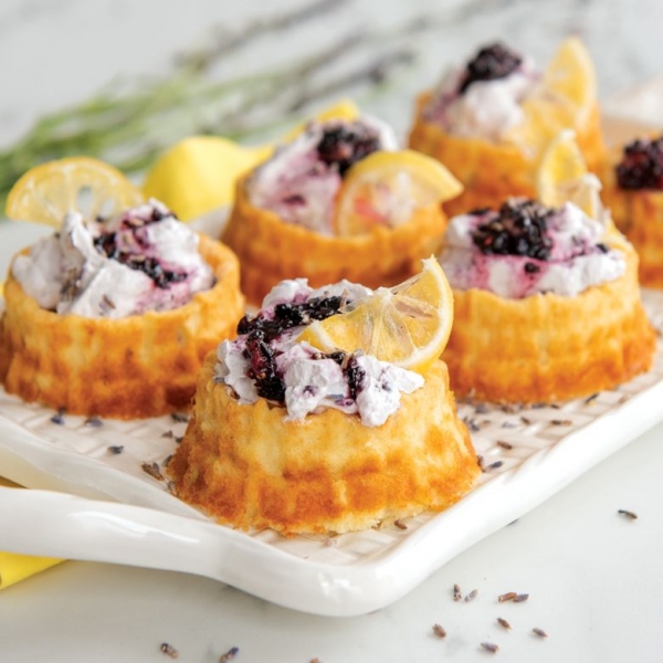 Forma Nordic Ware Shortcake Baskets Forma Nordic Ware Shortcake Baskets