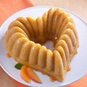 Forma Nordic Ware Elegant Heart Bundt Pan