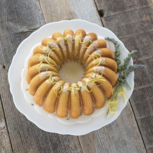 Forma Nordic Ware Elegant Party Bundt Pan