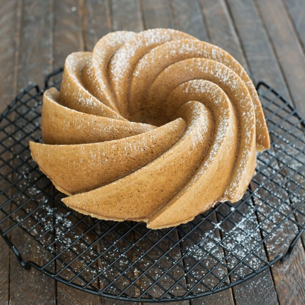 Forma Nordic Ware Heritage Bundt Pan Forma Nordic Ware Heritage Bundt Pan