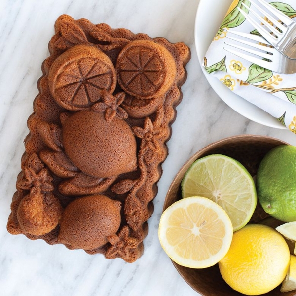 Forma Nordic Ware Citrus Blossom 