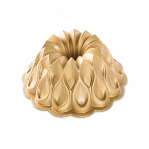 Forma Nordic Ware Crown 