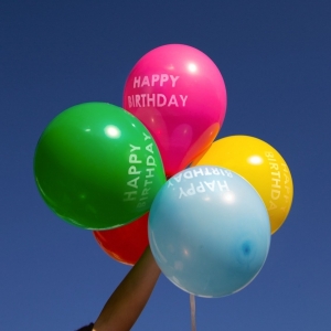 5 Balões Rainbow Happy Birthday