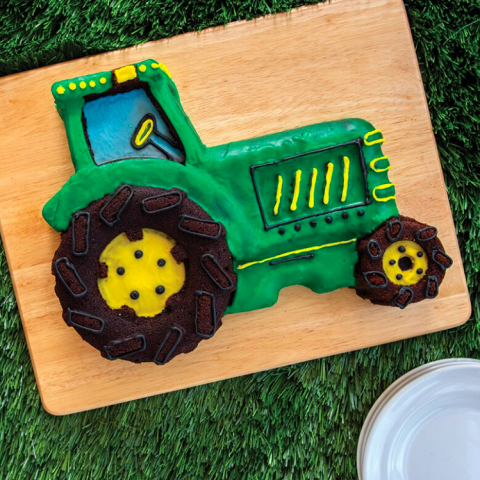 Forma Nordic Ware Tractor