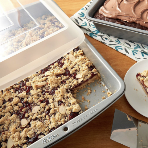 Forma Retangular com Tampa 32,5 x 22,5cm