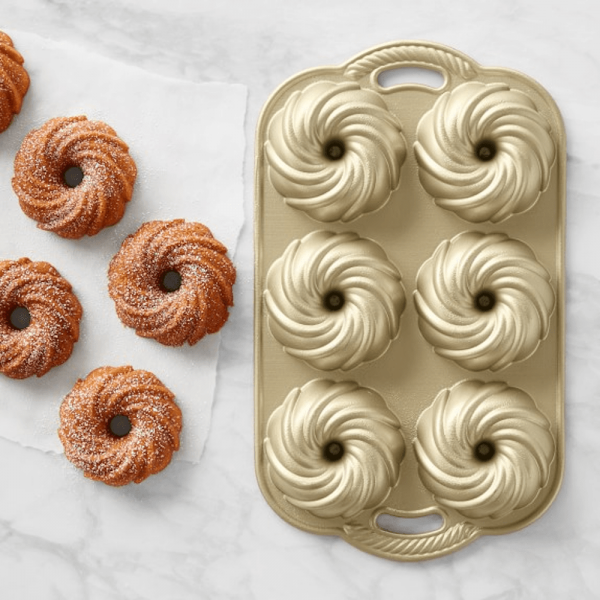 Forma Nordic Ware Swirl Bundtlette Forma Nordic Ware Swirl Bundtlette